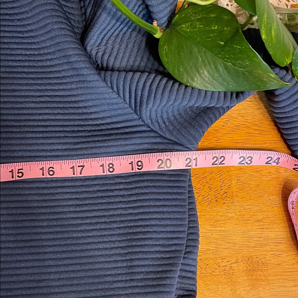 Mondetta Deep Blue Performance Jacket with stretch - Picture 10 of 12